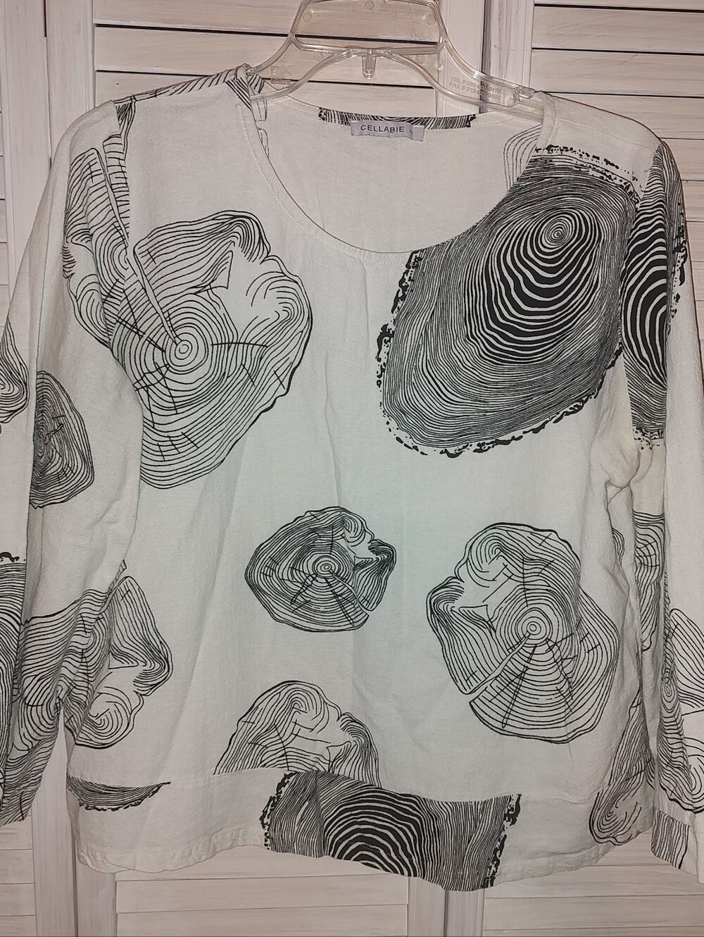 White Linen Blend Long-Sleeve Tree Growth Ring Print Scoop Neck Top XL